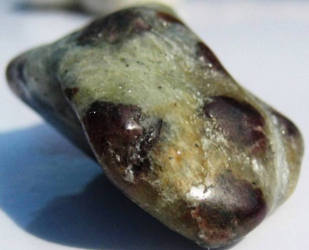 Staurolith-Granatschiefer - Edelstein - © Bruno Vogler Pfeiffer