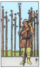 Neun Stäbe - Rider Waite Tarot